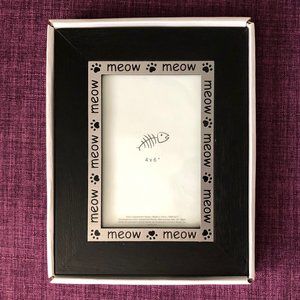 NWT 4x6 Cat-Themed Frame